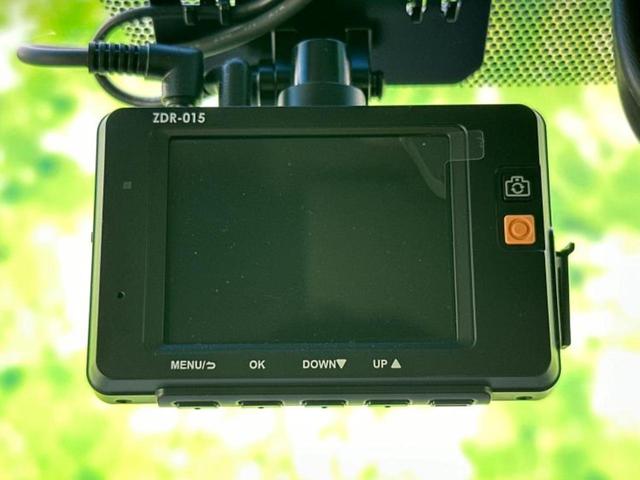 国産車から輸入車まで多様なお客様のニーズのお応えできるように、全国規模で豊富な在庫展開！車のことならＷＥＣＡＲＳへ！