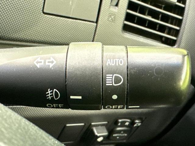 国産車から輸入車まで多様なお客様のニーズのお応えできるように、全国規模で豊富な在庫展開！車のことならＷＥＣＡＲＳへ！