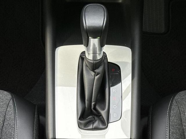 フィット eHEVホーム 純正 SDナビ/ホンダセンシング/車線逸脱防止支援システム/ヘッドランプ LED/USBジャック/Bluetooth接続/ETC/EBD付ABS/横滑り防止装置/アイドリングストップ バックカメラ(35枚目)