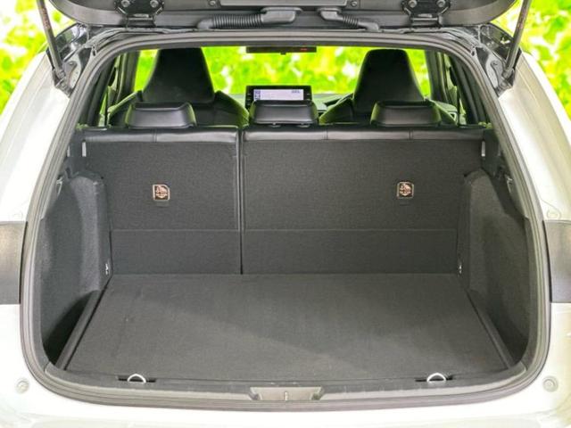 カローラツーリング ハイブリッドダブルバイビー 新品タイヤ/純正 SDナビ/衝突安全装置/車線逸脱防止支援システム/シート ハーフレザー/ヘッドランプ LED/Bluetooth接続/ETC/EBD付ABS/横滑り防止装置/アイドリングストップ(7枚目)