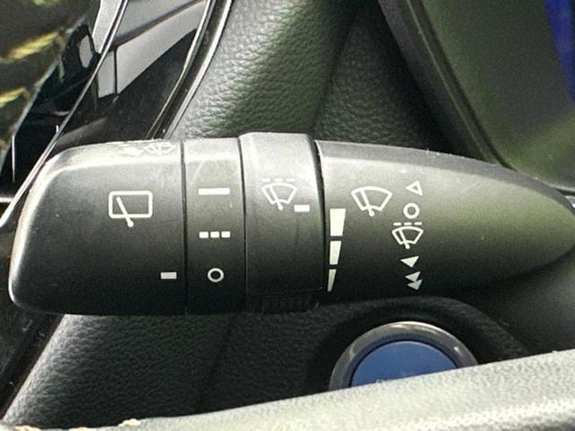 カローラツーリング ハイブリッドダブルバイビー 新品タイヤ/純正 SDナビ/衝突安全装置/車線逸脱防止支援システム/シート ハーフレザー/ヘッドランプ LED/Bluetooth接続/ETC/EBD付ABS/横滑り防止装置/アイドリングストップ(32枚目)