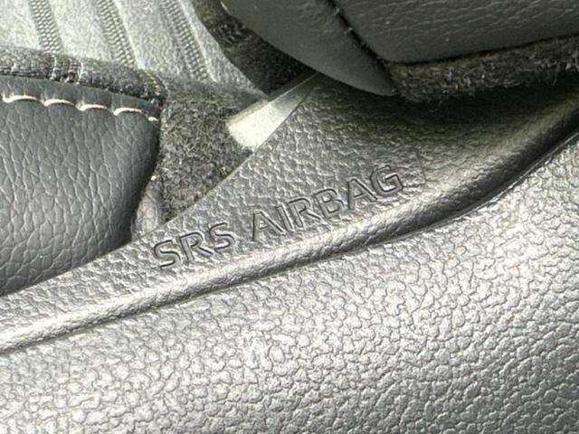 カローラツーリング ハイブリッドダブルバイビー 新品タイヤ/純正 SDナビ/衝突安全装置/車線逸脱防止支援システム/シート ハーフレザー/ヘッドランプ LED/Bluetooth接続/ETC/EBD付ABS/横滑り防止装置/アイドリングストップ(36枚目)