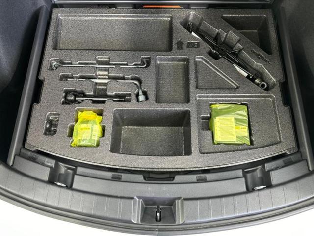 カローラツーリング ハイブリッドダブルバイビー 新品タイヤ/純正 SDナビ/衝突安全装置/車線逸脱防止支援システム/シート ハーフレザー/ヘッドランプ LED/Bluetooth接続/ETC/EBD付ABS/横滑り防止装置/アイドリングストップ(43枚目)