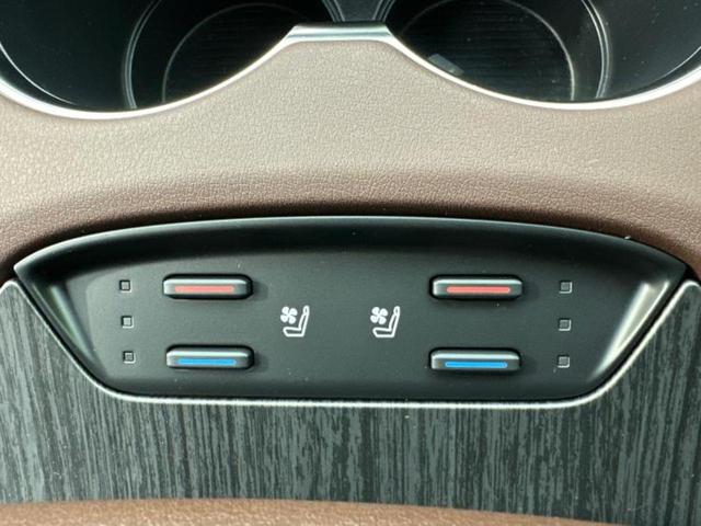 ハリアーハイブリッド Zレザーパッケージ 調光パノラマルーフ/JBL/ディスプレイオーディオ+ナビ12.3インチ/デジタルインナーミラー/トヨタセーフティセンス/エアーシート 前席/パノラミックビューモニター/車線逸脱防止支援システム(17枚目)