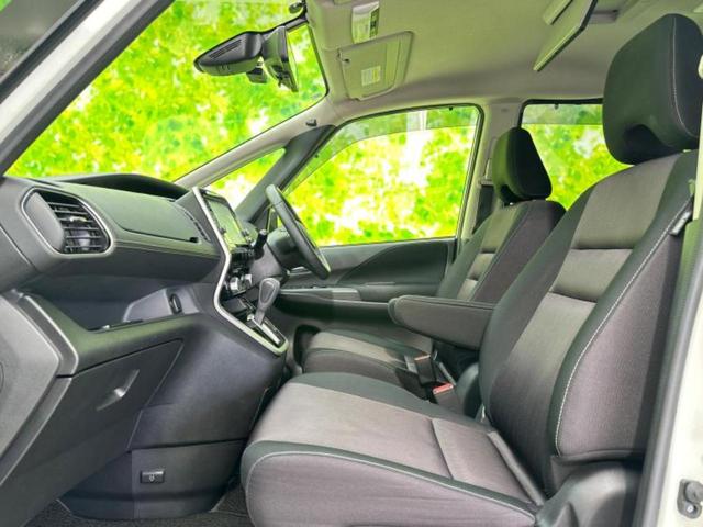 セレナ ハイウェイスターVセレクション 新品タイヤ/保証書/純正 9インチ SDナビ/フリップダウンモニター/インテリジェントルームミラー/エマージェンシーブレーキ/両側電動スライドドア/アラウンドビューモニター/車線逸脱防止支援システム(5枚目)