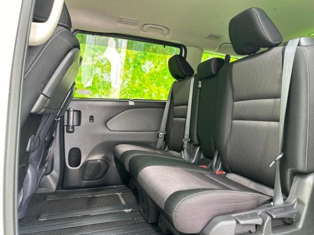 セレナ ハイウェイスターVセレクション 新品タイヤ/保証書/純正 9インチ SDナビ/フリップダウンモニター/インテリジェントルームミラー/エマージェンシーブレーキ/両側電動スライドドア/アラウンドビューモニター/車線逸脱防止支援システム(6枚目)