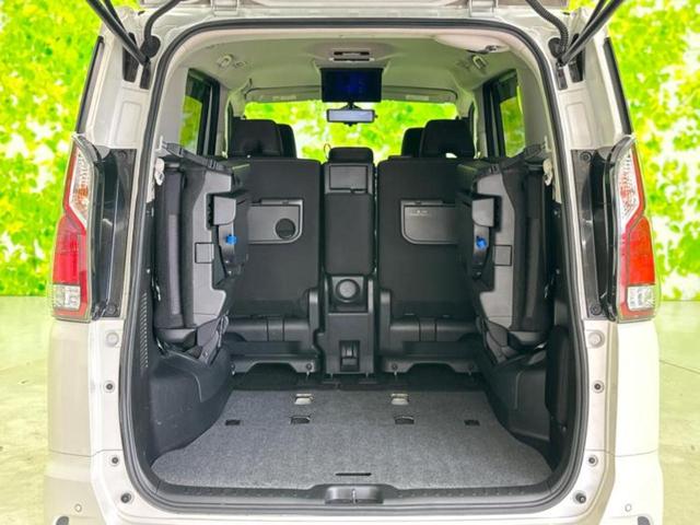 セレナ ハイウェイスターVセレクション 新品タイヤ/保証書/純正 9インチ SDナビ/フリップダウンモニター/インテリジェントルームミラー/エマージェンシーブレーキ/両側電動スライドドア/アラウンドビューモニター/車線逸脱防止支援システム(19枚目)