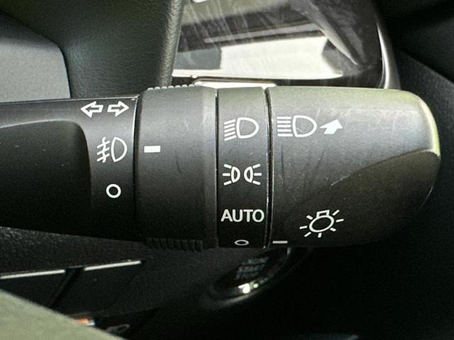 アルファード Ｓ　新品タイヤ／モデリスタエアロ／保証書／社外　１１インチ　ＳＤナビ／フリップダウンモニター　社外　１２．８インチ／トヨタセーフティセンス／両側電動スライドドア／車線逸脱防止支援システム　フルエアロ（34枚目）