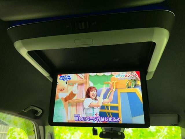 ステップワゴン ｅＨＥＶスパーダプレミアムライン　新品タイヤ／純正　１１インチ　メモリーナビ／フリップダウンモニター　純正　１５．６インチ／ホンダセンシング／両側電動スライドドア／シートヒーター　前席／マルチビューカメラシステム　衝突被害軽減システム（13枚目）