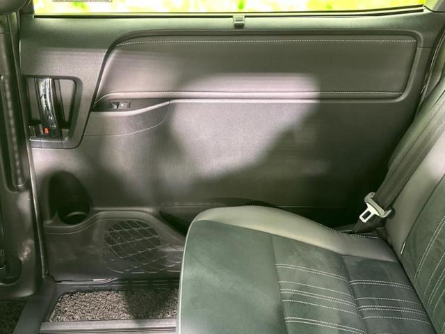 エスクァイア Ｇｉプレミアムパッケージブラックテーラード　純正　１０．５インチ　メモリーナビ／フリップダウンモニター　純正　１２．１インチ／デジタルインナーミラー／トヨタセーフティセンス／両側電動スライドドア／シートヒーター　前席　衝突被害軽減システム（24枚目）