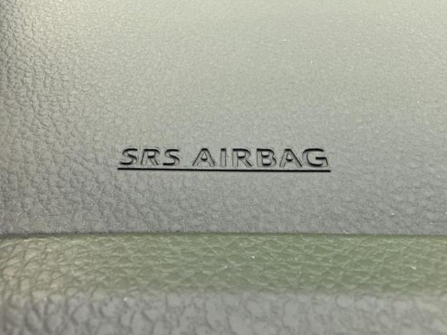 エスクァイア Ｇｉプレミアムパッケージブラックテーラード　純正　１０．５インチ　メモリーナビ／フリップダウンモニター　純正　１２．１インチ／デジタルインナーミラー／トヨタセーフティセンス／両側電動スライドドア／シートヒーター　前席　衝突被害軽減システム（41枚目）