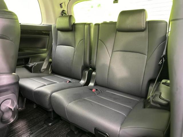 アルファードハイブリッド 4WDハイブリッドSR Cパッケージ 新品タイヤ/サンルーフ/純正エアロ/ディスプレイオーディオ9インチ/フリップダウンモニター 純正 12.8インチ/両側電動スライドドア/シートヒーター/シート 合皮/電動バックドア フルエアロ 4WD(7枚目)