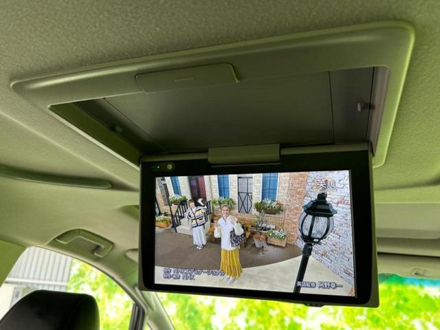 アルファードハイブリッド 4WDハイブリッドSR Cパッケージ 新品タイヤ/サンルーフ/純正エアロ/ディスプレイオーディオ9インチ/フリップダウンモニター 純正 12.8インチ/両側電動スライドドア/シートヒーター/シート 合皮/電動バックドア フルエアロ 4WD(12枚目)