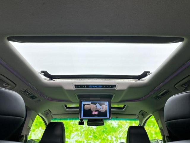 アルファードハイブリッド 4WDハイブリッドSR Cパッケージ 新品タイヤ/サンルーフ/純正エアロ/ディスプレイオーディオ9インチ/フリップダウンモニター 純正 12.8インチ/両側電動スライドドア/シートヒーター/シート 合皮/電動バックドア フルエアロ 4WD(20枚目)