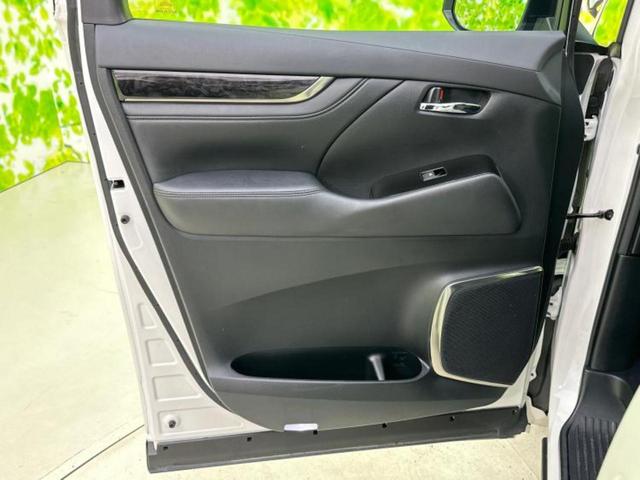 アルファードハイブリッド 4WDハイブリッドSR Cパッケージ 新品タイヤ/サンルーフ/純正エアロ/ディスプレイオーディオ9インチ/フリップダウンモニター 純正 12.8インチ/両側電動スライドドア/シートヒーター/シート 合皮/電動バックドア フルエアロ 4WD(26枚目)