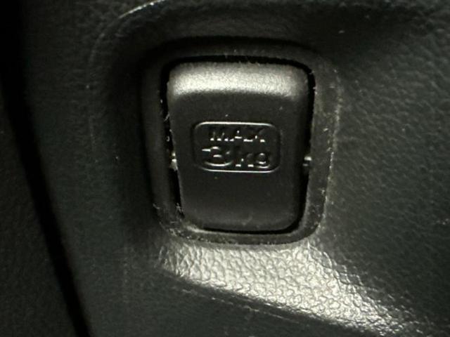 N-BOXカスタム SSパッケージ 新品タイヤ/シティーブレーキアクティブシステム(ホンダ)/両側電動スライドドア/ヘッドランプ HID/EBD付ABS/横滑り防止装置/アイドリングストップ/エアバッグ 運転席 HIDヘッドライト(17枚目)