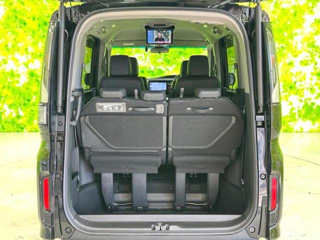 ステップワゴンスパーダ eHEVスパーダG・EXホンダセンシング 新品タイヤ/保証書/純正 10インチ SDナビ/フリップダウンモニター 純正 10インチ/ホンダセンシング/両側電動スライドドア/シートヒーター 前席/車線逸脱防止支援システム 衝突被害軽減システム(8枚目)