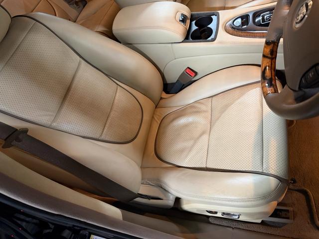 �V�[�g���y�A�ς�