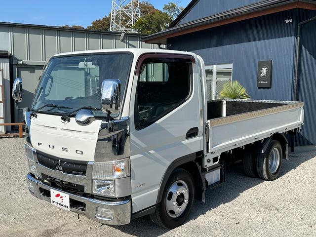 キャンター 全低床 メッキパーツ/カーナビゲーション/バックカメラ/ETC/左側電動格納ミラー/新品 アオリアルミ縞鋼板/新品 荷台鉄板張り/積載量2000Kg/(4枚目)