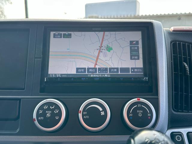 キャンター 全低床カスタム メッキパーツ/カーナビゲーション/ETC/両側 電動格納ミラー/新品アオリ鏡面ステンレス張り/荷台鉄板張り/積載量3000Kg/(11枚目)