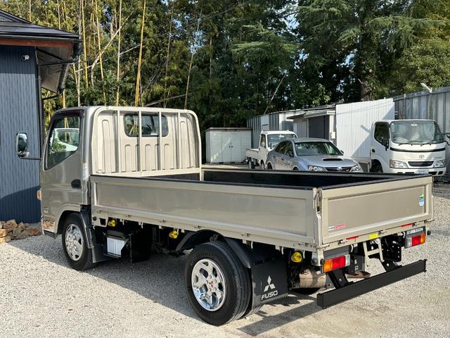 キャンター 全低床カスタム メッキパーツ/カーナビゲーション/ETC/両側 電動格納ミラー/新品アオリ鏡面ステンレス張り/荷台鉄板張り/積載量3000Kg/(15枚目)