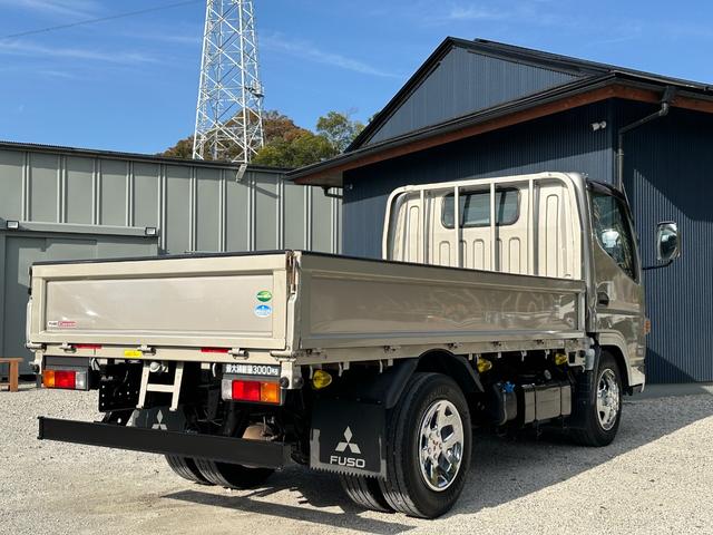 キャンター 全低床カスタム メッキパーツ/カーナビゲーション/ETC/両側 電動格納ミラー/新品アオリ鏡面ステンレス張り/荷台鉄板張り/積載量3000Kg/(25枚目)