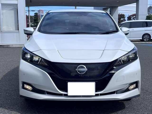 リーフ e+ G 試乗車UP・全周囲カメラ・純正ナビ・LEDヘッドライト シートヒーター 車線逸脱 ETC 1オーナー サイドカーテンエアバック(3枚目)
