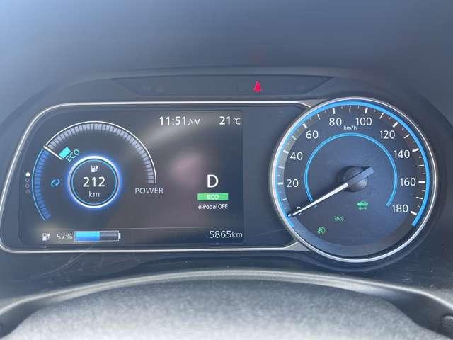 リーフ e+ G 試乗車UP・全周囲カメラ・純正ナビ・LEDヘッドライト シートヒーター 車線逸脱 ETC 1オーナー サイドカーテンエアバック(10枚目)