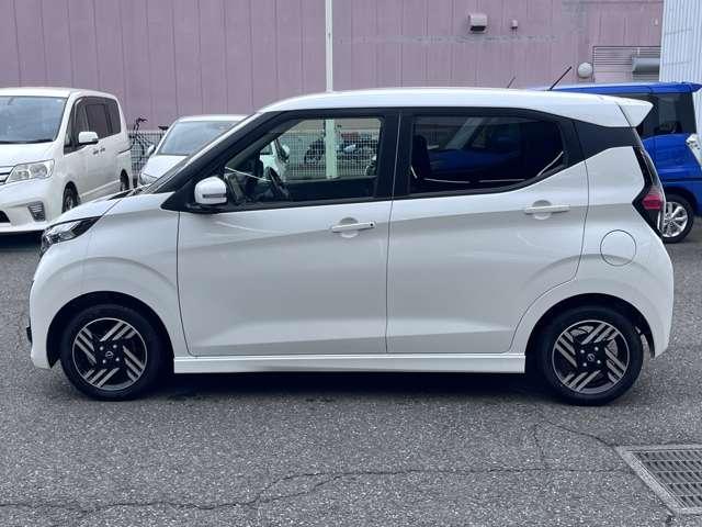 デイズ ハイウェイスター　Ｘ　試乗車ＵＰ・全周囲カメラ・純正ドライブレコーダー・ナビゲーション　ブレーキサポート　前後センサー　地デジ　禁煙　フロントカメラ　横滑り防止　ＬＥＤ　ハイビームアシスト（6枚目）