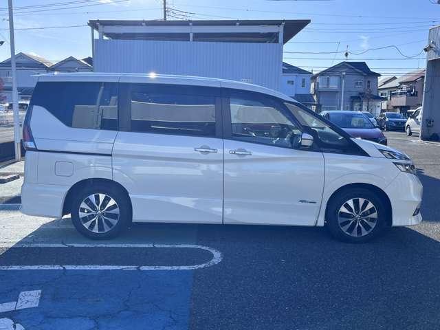 セレナ ハイウェイスター ワンオーナー・バックモニター・両側パワスラ・ETC ダブルエアコン メモリーナビゲーション LED キーレス 禁煙 ナビTV 横滑防止装置 点検記録簿 ダブルエアバック(4枚目)