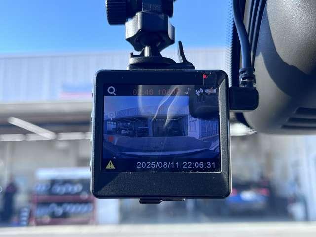 セレナ ハイウェイスター ワンオーナー・バックモニター・両側パワスラ・ETC ダブルエアコン メモリーナビゲーション LED キーレス 禁煙 ナビTV 横滑防止装置 点検記録簿 ダブルエアバック(14枚目)