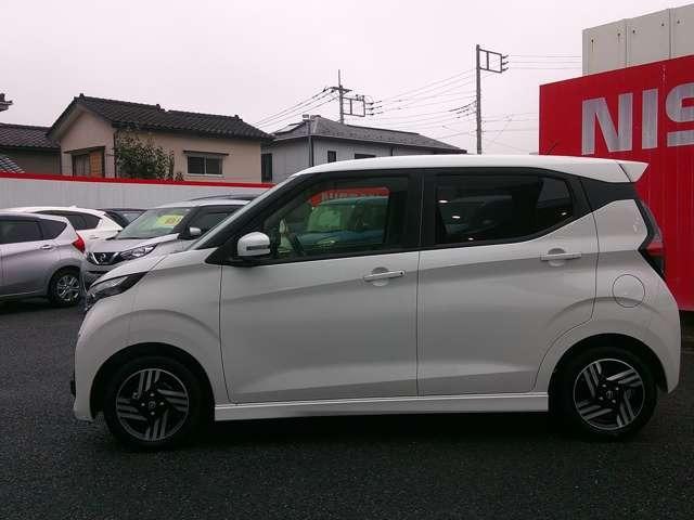 デイズ ハイウェイスター X ブレーキサポート 前後センサー 地デジ 禁煙 フロントベンチシート フロントカメラ 横滑り防止 全周囲カメラ LED ハイビームアシスト ドライブレコーダー イモビライザー 1オーナー レーンキープ(5枚目)