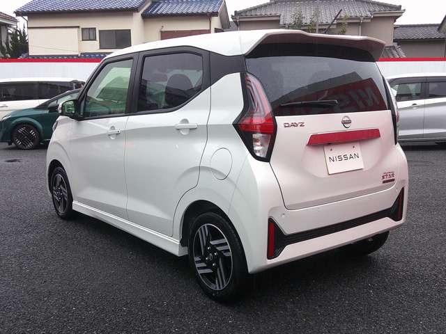 デイズ ハイウェイスター X ブレーキサポート 前後センサー 地デジ 禁煙 フロントベンチシート フロントカメラ 横滑り防止 全周囲カメラ LED ハイビームアシスト ドライブレコーダー イモビライザー 1オーナー レーンキープ(6枚目)