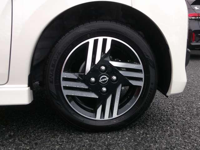 デイズ ハイウェイスター X ブレーキサポート 前後センサー 地デジ 禁煙 フロントベンチシート フロントカメラ 横滑り防止 全周囲カメラ LED ハイビームアシスト ドライブレコーダー イモビライザー 1オーナー レーンキープ(18枚目)