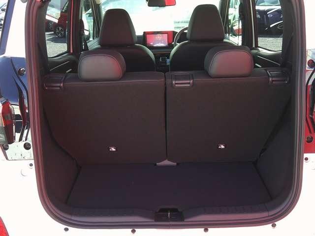 サクラ X 90周年記念車 ハイビームアシスト クリアランスソナー フルセグTV LEDヘッドランプ 全方位M アルミホイール インテリジェントキー 禁煙車 ドライブレコーダー メモリーナビ 車線逸脱警報 エマージェンシブレーキ(8枚目)