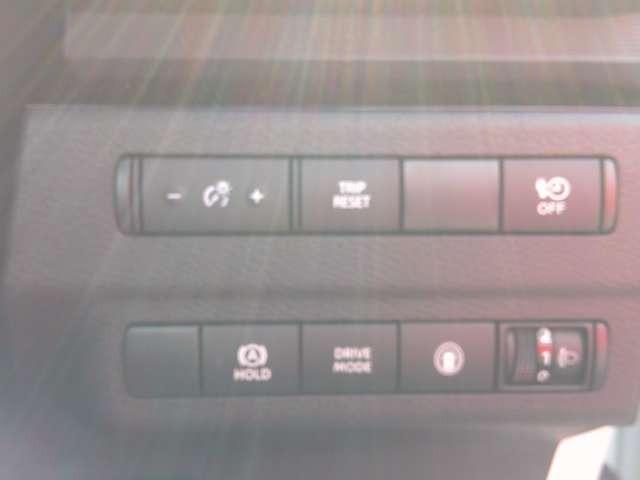 サクラ X 90周年記念車 ハイビームアシスト クリアランスソナー フルセグTV LEDヘッドランプ 全方位M アルミホイール インテリジェントキー 禁煙車 ドライブレコーダー メモリーナビ 車線逸脱警報 エマージェンシブレーキ(13枚目)