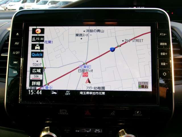 セレナ ｅ－パワー　ハイウェイスターＶ　３６０度カメラ　エマジェンシーブレーキ　ＤＶＤ再生機能　地デジ　パーキングセンサー　３列シート　ウォークスルー　Ｗエアコン　１オナ　横滑り防止機能　スマキー　バックカメラ　禁煙　ＬＥＤ　レーンアシスト（2枚目）