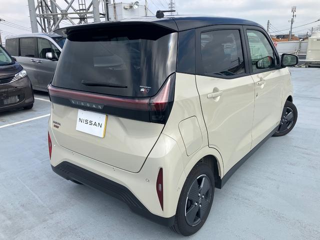 サクラ X ドライブレコーダー 全周囲カメラ ナビ クリアランスソナー 衝突被害軽減システム オートライト LEDヘッドランプ スマートキー ベンチシート CVT 盗難防止システム ABS ESC アルミホイール(17枚目)