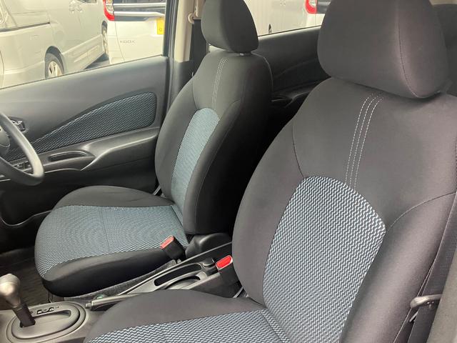 ノート Ｘ　ＤＩＧ－Ｓ　ナビ　スマートキー　アイドリングストップ　電動格納ミラー　ＣＶＴ　盗難防止システム　衝突安全ボディ　ＡＢＳ　エアコン　パワーステアリング　パワーウィンドウ（10枚目）