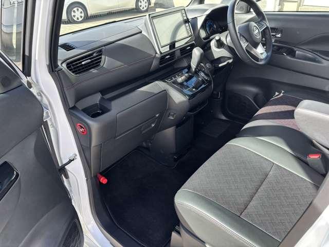 ルークス ハイウェイスター　Ｇターボプロパイロットエディション　両側パワードア　プリクラッシュセーフティー　コーナーソナー　アダプティブクルコン　レーンキープ　ベンチシート　オートハイビーム　インテリキ－　アイドリングストップ　ＡＣ　セキュリティー　Ｒカメラ　ＰＳ（12枚目）