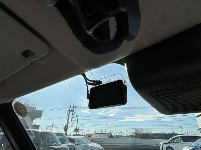 ルークス Ｘ　雹害車　前後衝突軽減ブレーキ　Ｐセンサー　地デジＴＶ　オートＬＥＤ　ワンオーナー車　ＶＤＣ　車線逸脱防止　ＥＴＣ　スマートキー　定期点検記録簿　キーフリー　ドライブレコーダー　ｉ－ｓｔｏｐ　盗難防止（17枚目）