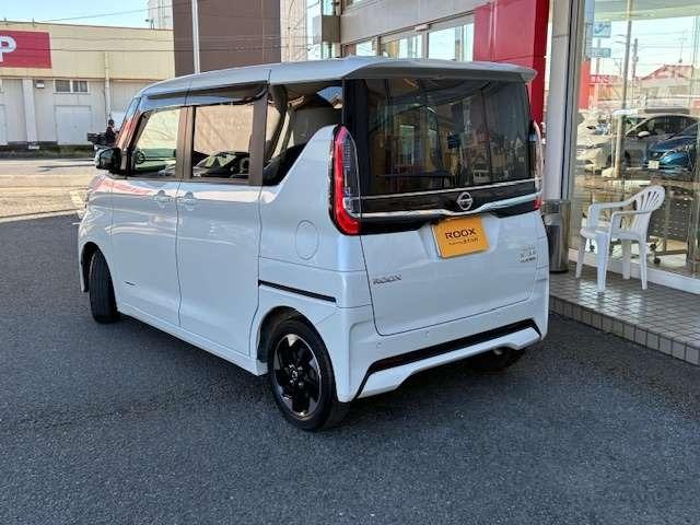 ルークス ハイウェイスター X プロパイロットエディション 純正9インチメモリーナビ 全方位カメラ 左右パワースライドドア アイドリング イモビ ベンチS 助手席エアバッグ 衝突軽減ブレーキ PW フルセグテレビ 横滑り防止機能(3枚目)