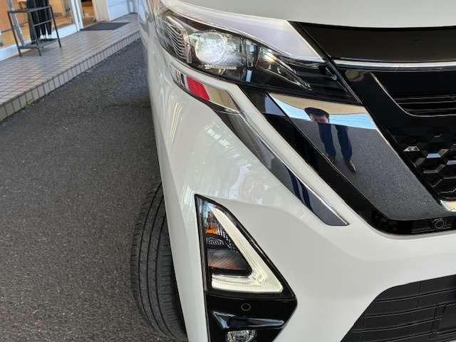 ルークス ハイウェイスター X プロパイロットエディション 純正9インチメモリーナビ 全方位カメラ 左右パワースライドドア アイドリング イモビ ベンチS 助手席エアバッグ 衝突軽減ブレーキ PW フルセグテレビ 横滑り防止機能(5枚目)