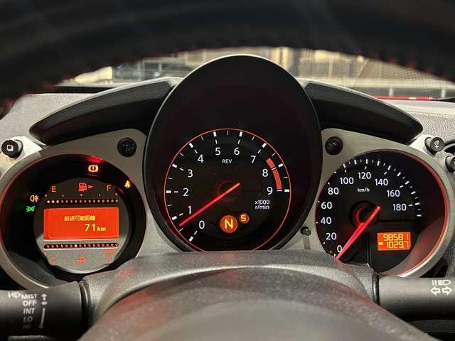 フェアレディZ バージョンST ワンオーナー ユーザー買取車 BOSSサウンド レイズ製19インチアルミ鍛造ホイール 本革・スエード調ファブリックコンビシート・シートヒーター HDDナビ PWシート エアバック(3枚目)