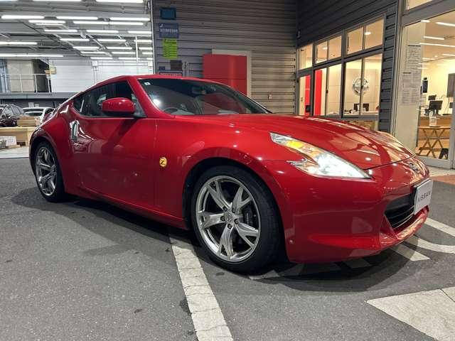 フェアレディZ バージョンST ワンオーナー ユーザー買取車 BOSSサウンド レイズ製19インチアルミ鍛造ホイール 本革・スエード調ファブリックコンビシート・シートヒーター HDDナビ PWシート エアバック(6枚目)