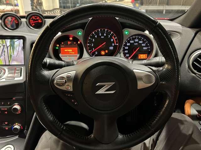 フェアレディZ バージョンST ワンオーナー ユーザー買取車 BOSSサウンド レイズ製19インチアルミ鍛造ホイール 本革・スエード調ファブリックコンビシート・シートヒーター HDDナビ PWシート エアバック(14枚目)