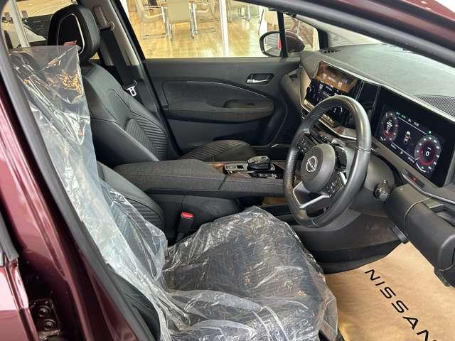 オーラ G レザーエディション ワンオーナー ユーザー買取車 コネクトナビ 全周囲カメラ BOSSサウンド プロパイロット Cソナー 追突防止 地デジ 横滑り防止 車線逸脱警報装置 禁煙車 LED ドライブレコーダー(4枚目)