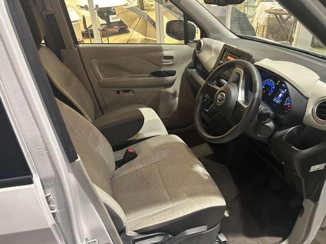 デイズ X ワンオーナー ユーザー買取車 踏み間違い防止アシスト バックカメラ コーナーソナー オートマチックハイビーム 禁煙 横滑防止装置 スマートキー イモビライザー レーンキープ(12枚目)