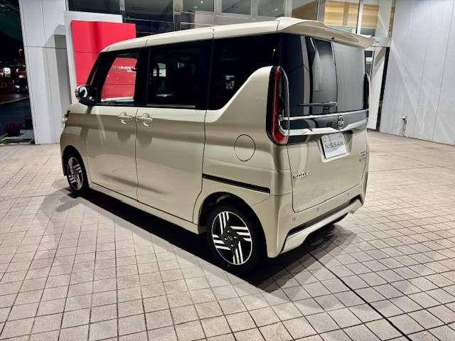 ルークス ハイウェイスター X プロパイロットエディション 当社試乗車/プロパイロット/両側パワスラ/アラビュー/9インチナビ/純正ドラレコ アイドリング イモビ ベンチS 助手席エアバッグ 衝突軽減ブレーキ PW(3枚目)