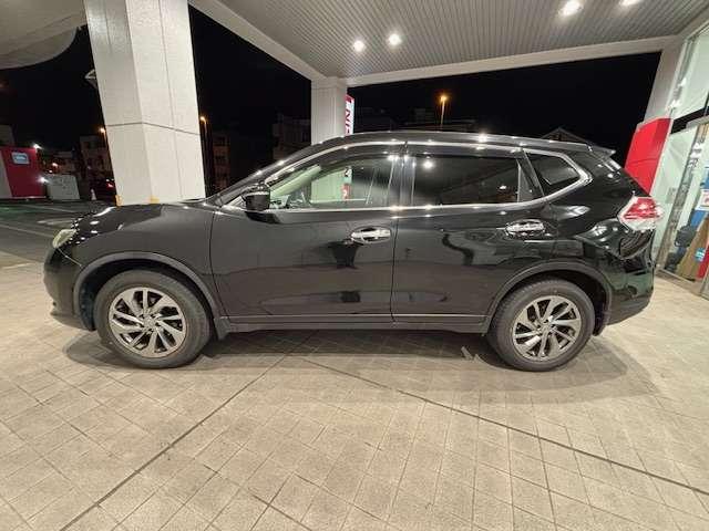 エクストレイル 20Xtt エマージェンシーブレーキパッケージ 2列車 4WD /パワーバックドア/メーカーナビ 地デジ パワーウインドウ クリアランスソナー 衝突軽減装置 盗難防止 AW スマートキー クルコン 車線逸脱警報 LEDヘッドランプ(2枚目)